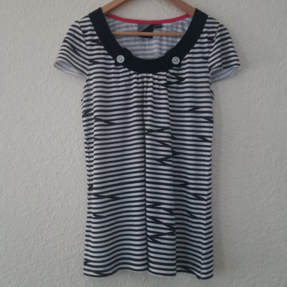 Volcom top - Picture 1 of 4